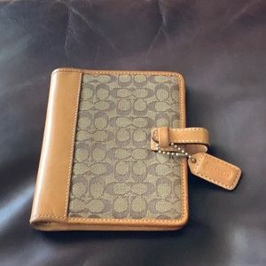 Vintage Signature Coach wallet